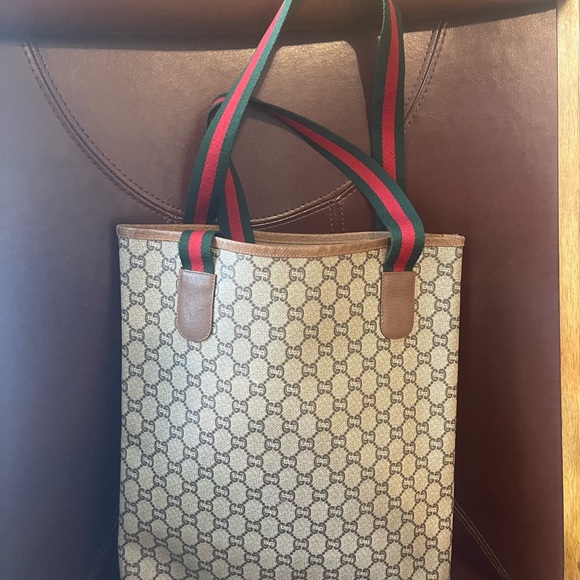 Gucci Large Monogram Tote - Picture 2 of 10